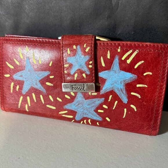 Fossil Genuine Leather Red Wallet Stars Graffiti Handmade Upcycle Vintage Purse - Picture 1 of 10